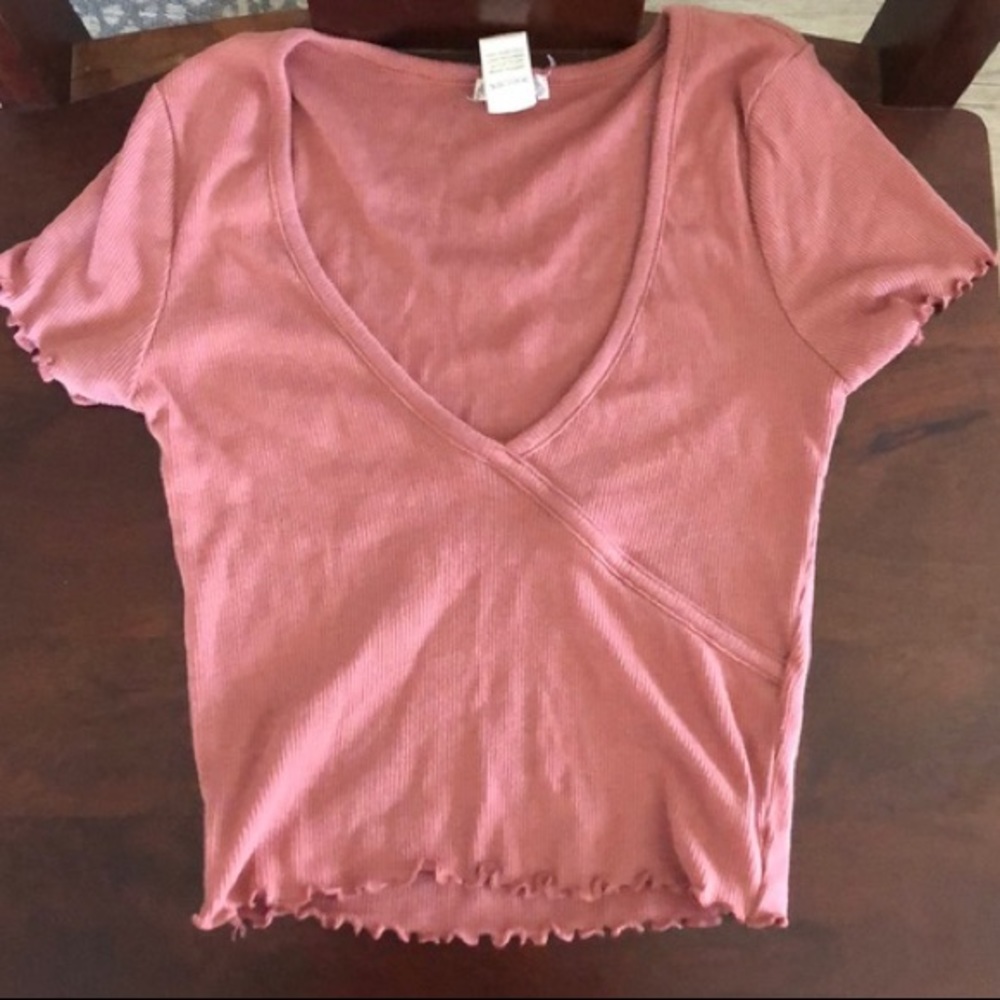 Tillys Pink Cropped Tee